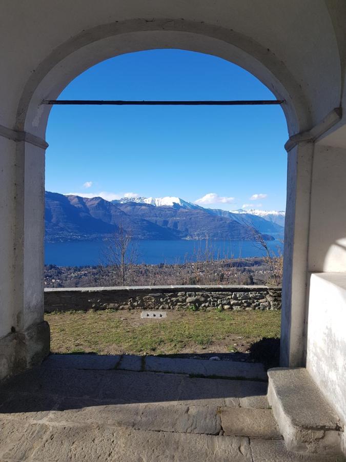 B&B Il Gatto Nero Castelveccana Buitenkant foto